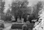 Bostadshus med trädgård, Skeberga, Stavby, Uppland, 1945