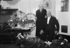 Albert Lundin med hustru, firar sin 75-års dag, Börsta, Tuna, Uppland 1949