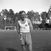 SM i gång på Värendsvallen, 1943.
Werner Hardmo, vinnare av 10 000 meter gång med nytt satt världsrekord.