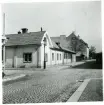 Västerås, kv. Märta.
Hus i hörnet Västgötegatan/Källgatan, 1937.