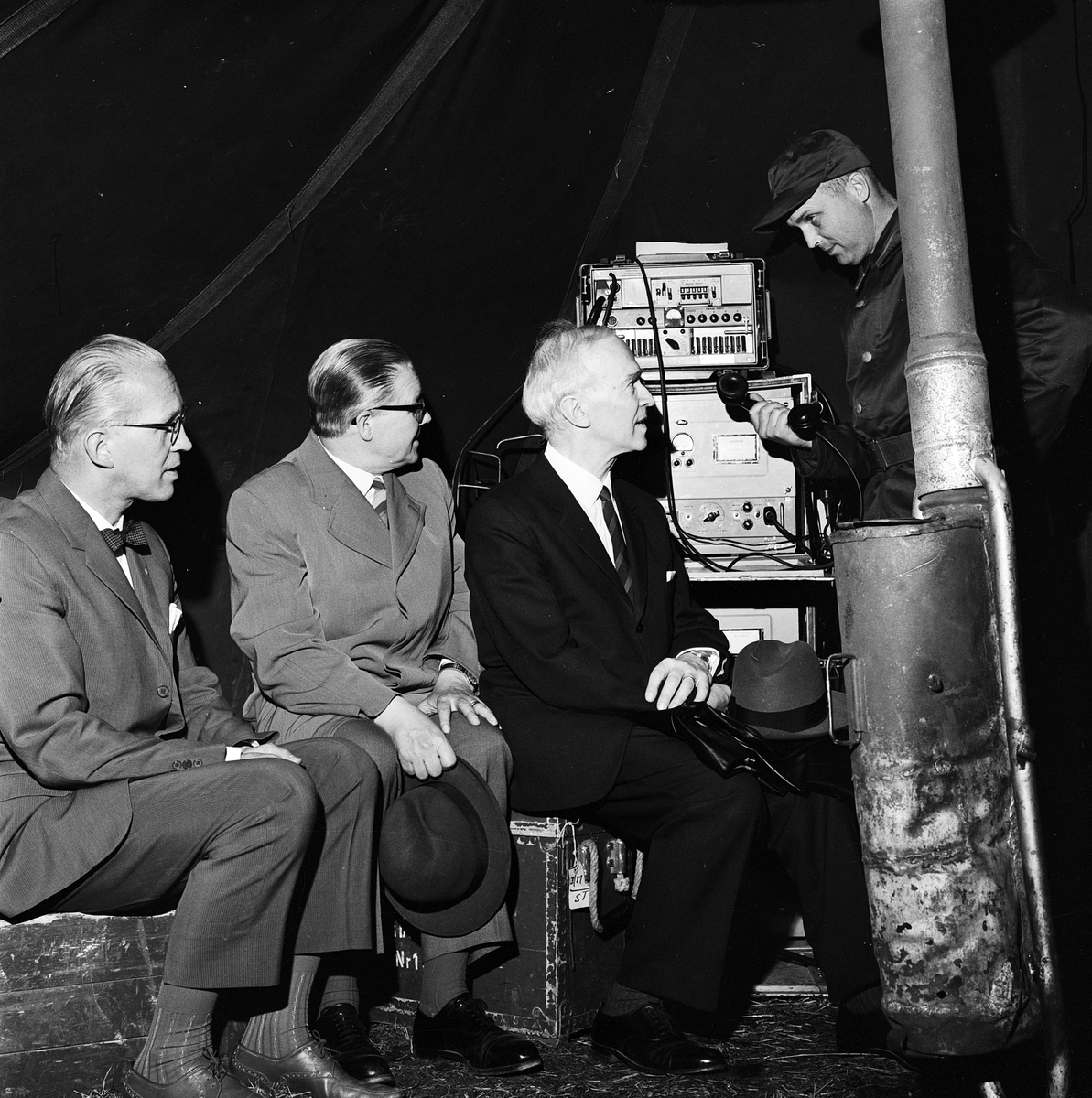 Historiskt krigarmöte efter S 1:s PR-Lunch, Uppsala 1964