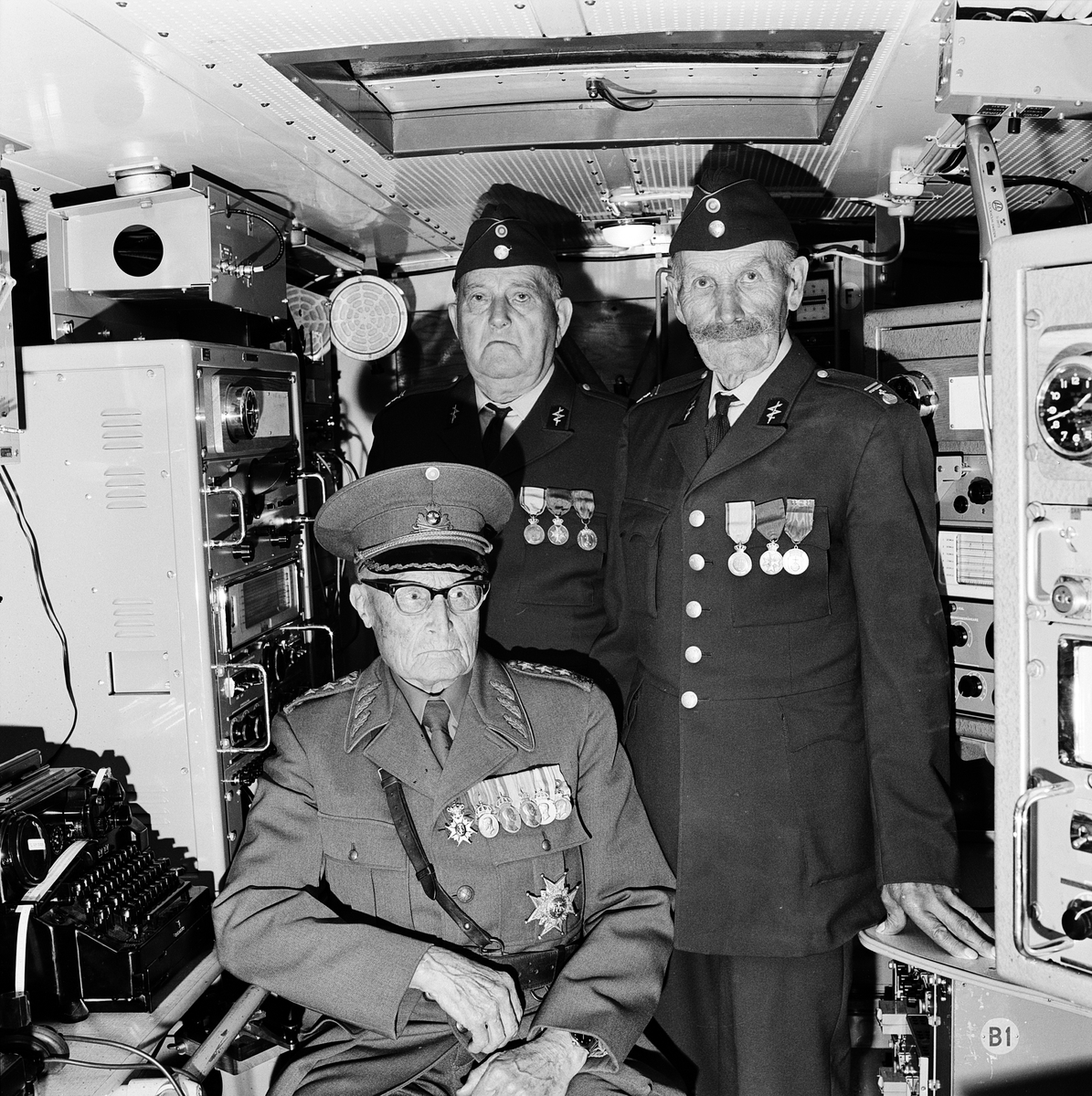 Historiskt krigarmöte efter S 1:s PR-Lunch, Uppsala 1964