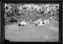 Gardhusa på den fraflytta garden Stokkaunet, Snillfjord