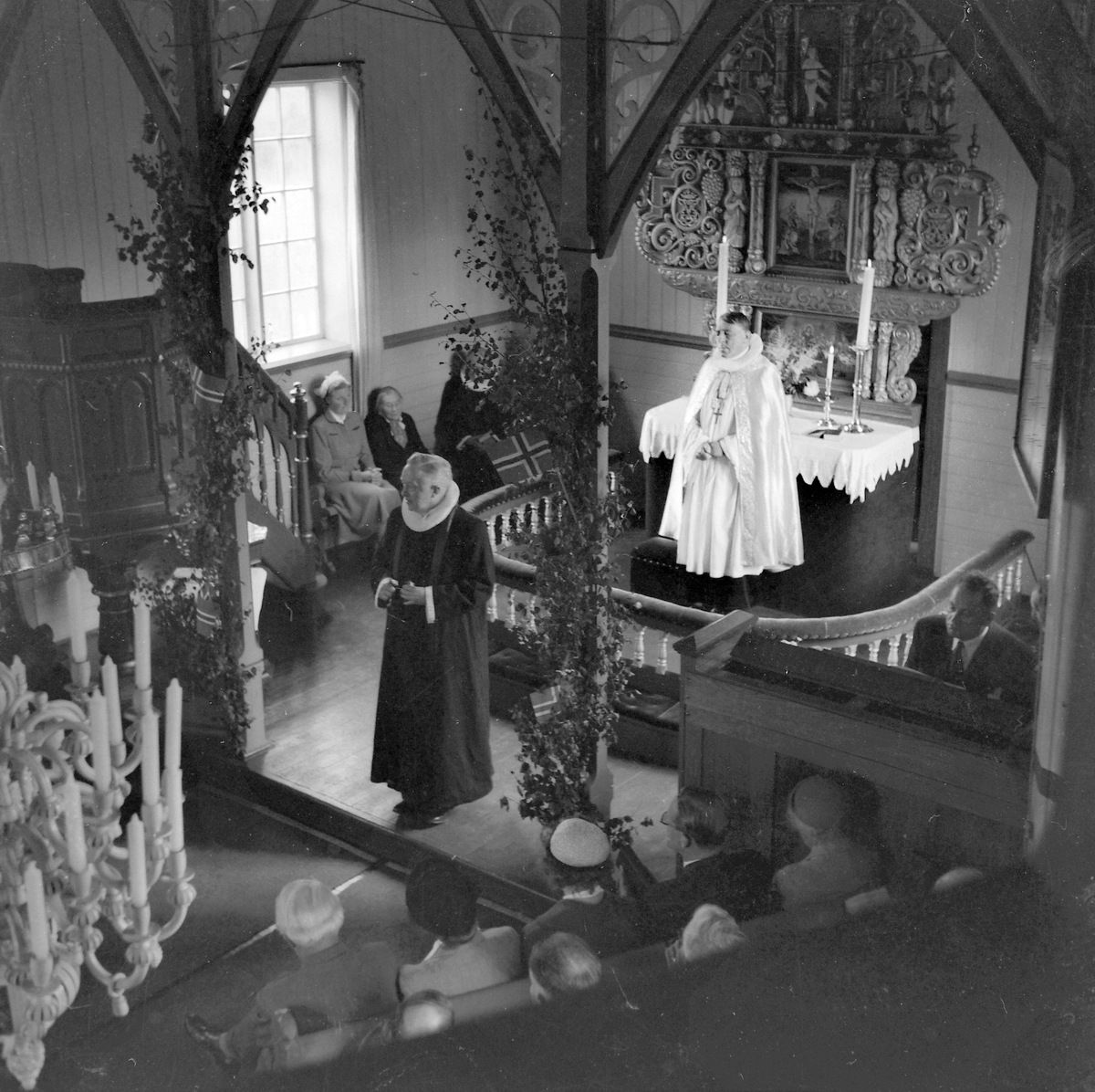 Budal kirke feirer 200-års jubileum