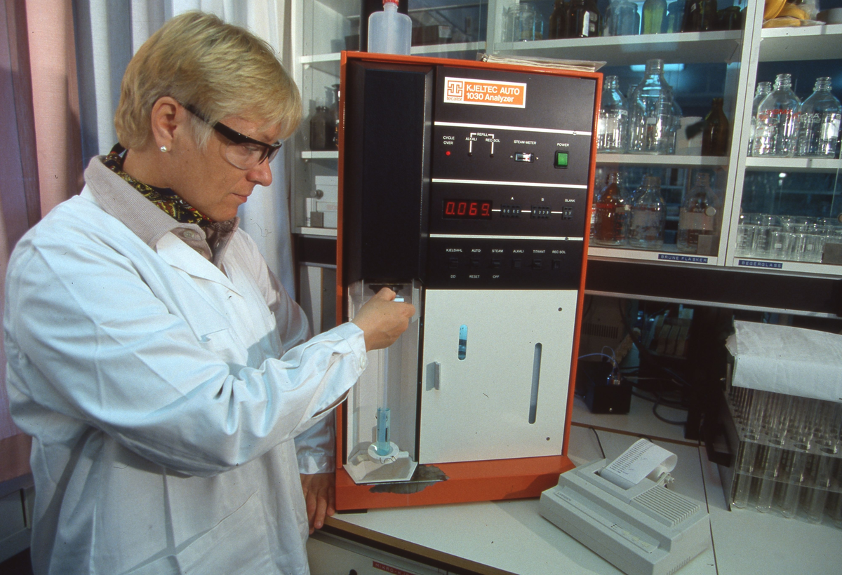 Akvaforsk : Laboratoriearbeid