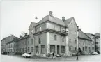 Västerås, kv. Njord.
Hörnet Kopparbergsvägen/Munkgatan. 1950-1960-tal.