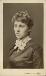 Porträtt av Emilie B. Thomeé, augusti 1878.