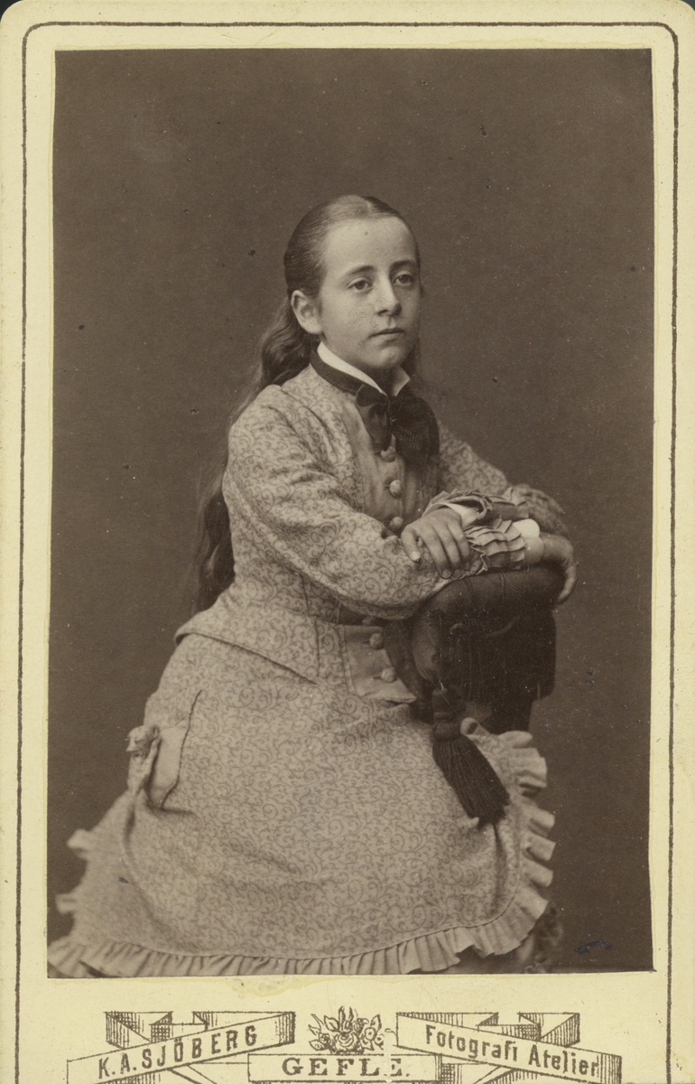 Porträtt av Emma Helene Thomée.