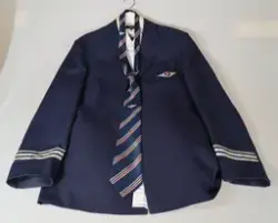 Uniform. Sjåføruniform. Jakke, bukse, skjorte og slips. Str. XL. Merket med OFB.