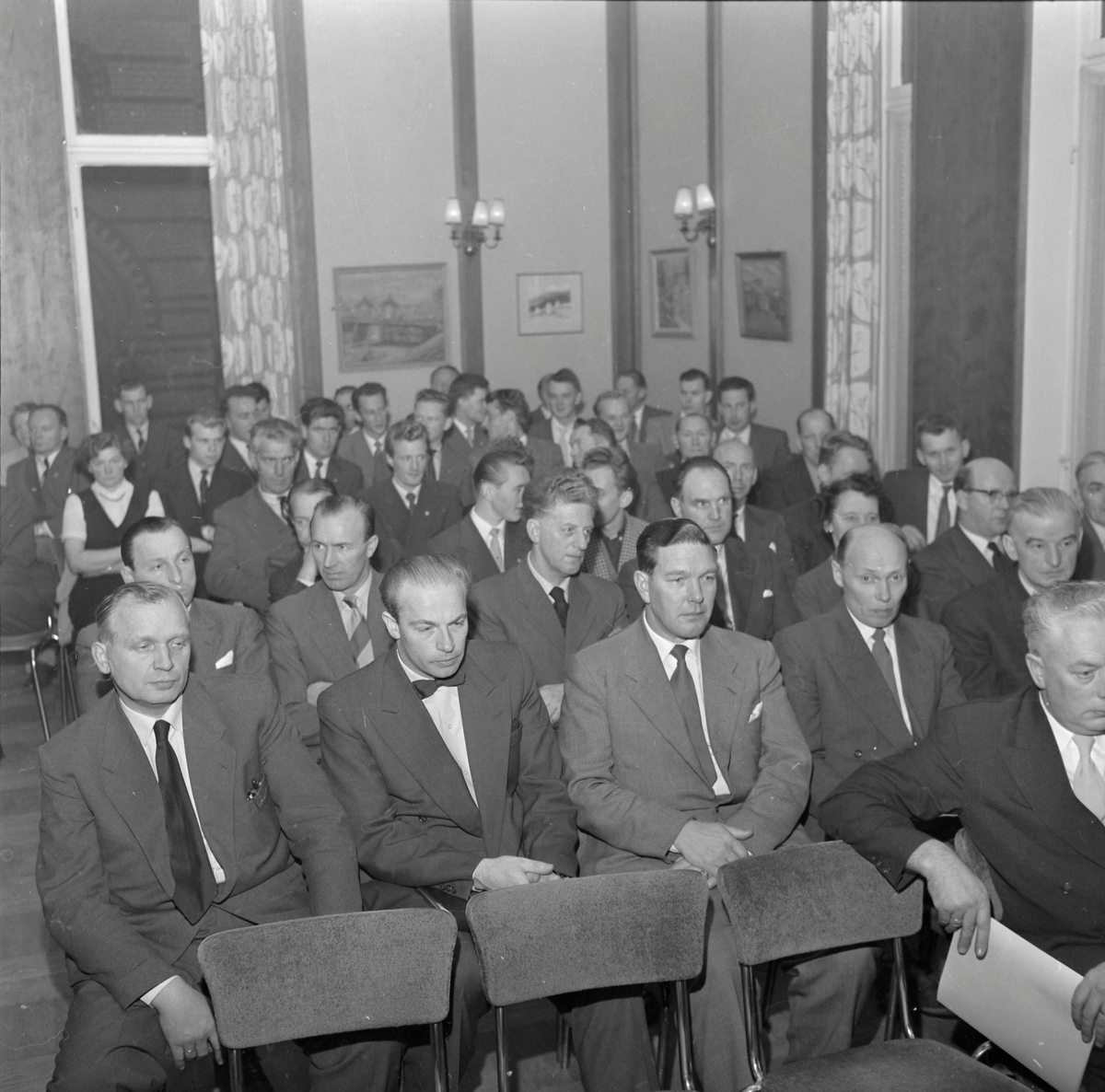 Meieriutstilling i Frimurerlogen