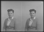 Porträtt. Fröken Gun Johansson, Vallbygat. 12, Kolbäck. Ur Gustaf Åhmans samling.