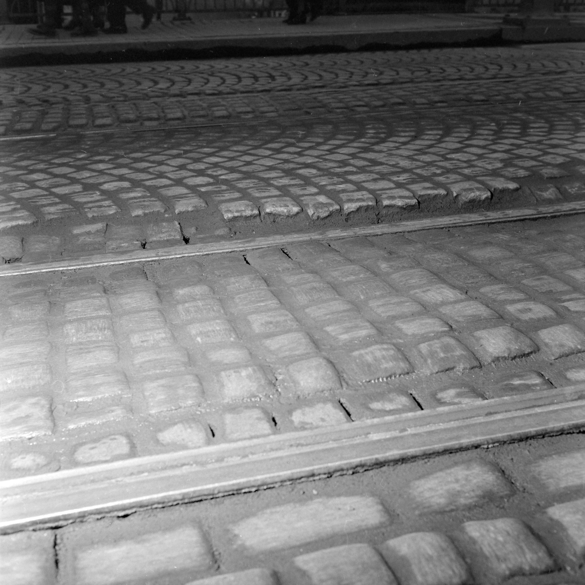 Dårlig veidekke og stygg sporvei på Bakke bru