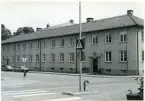 Västerås, kv. Olympia.
Byggnad utefter Skepparbacken. 1982.