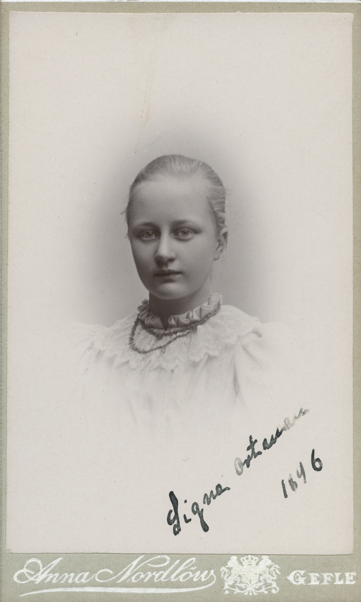 Porträtt av Signe Ortman 1896.
