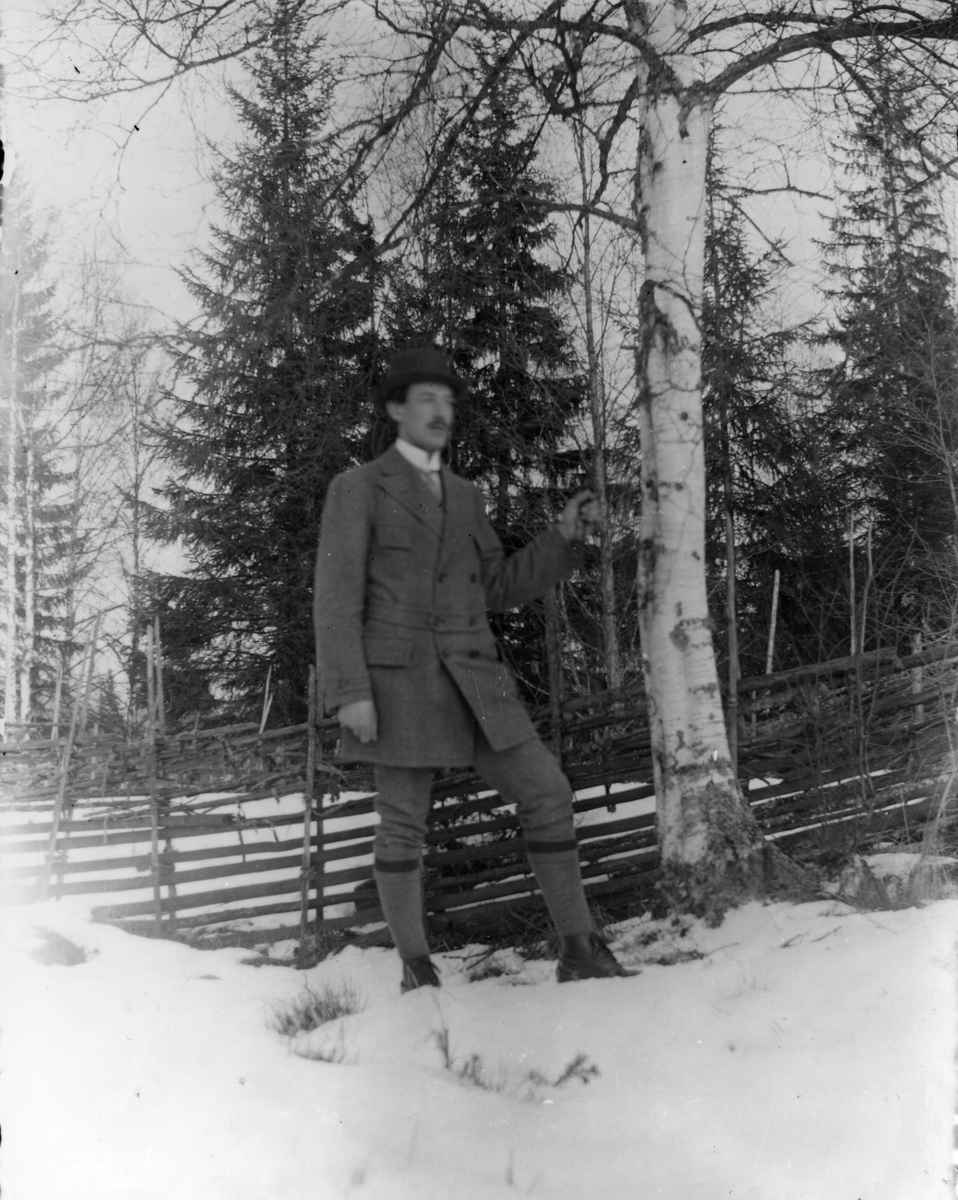 Erhard Nilsson, född 1888, Lenninge 6:44.