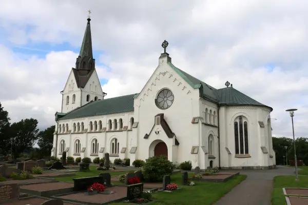 Kulturmiljöer i Mölndals stad: Lindome kyrka