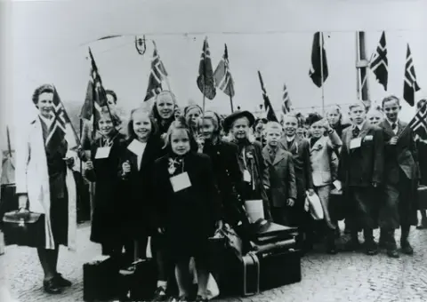 Fredsommaren 1945