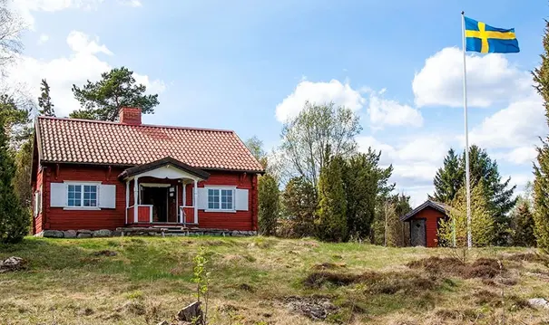 En av Ljusterös hembygdsförenings byggnader.