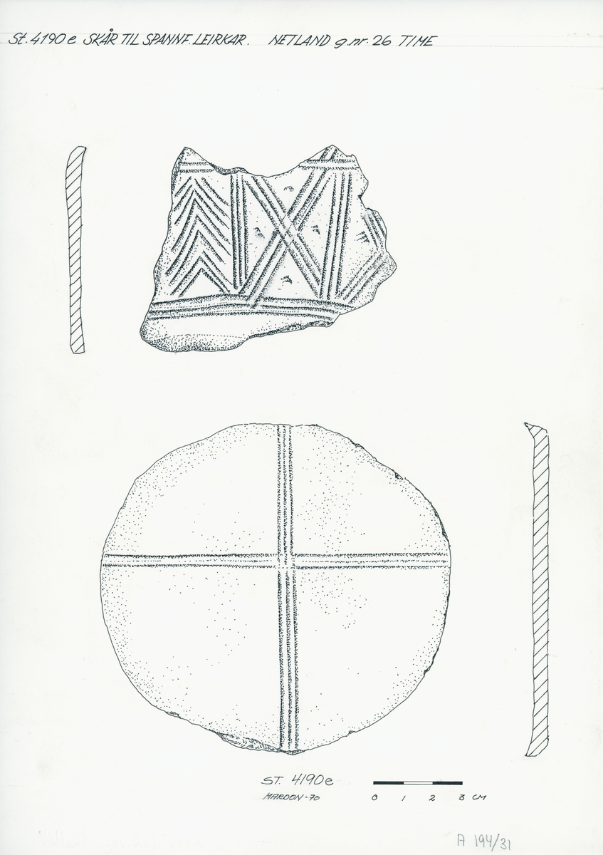 Skår til spannformet leirkar.

Tegner: Mardon Rasmussen, 1970.