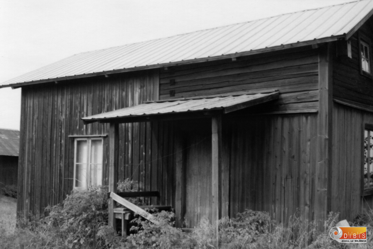 Myckelängarna Lilltjära, Ol-Ols ängesstuga.