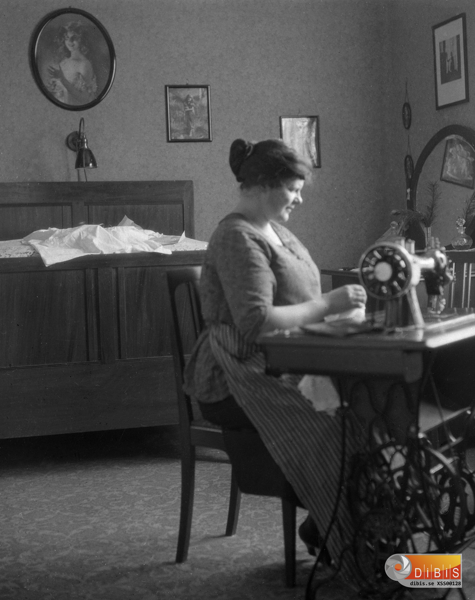 Hemma 4/3 1921.