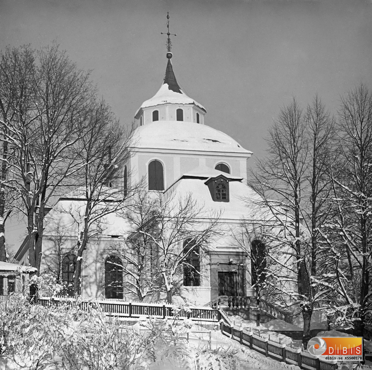 Ulrika Eleonora kyrka, Söderhamn i vinterskrud.