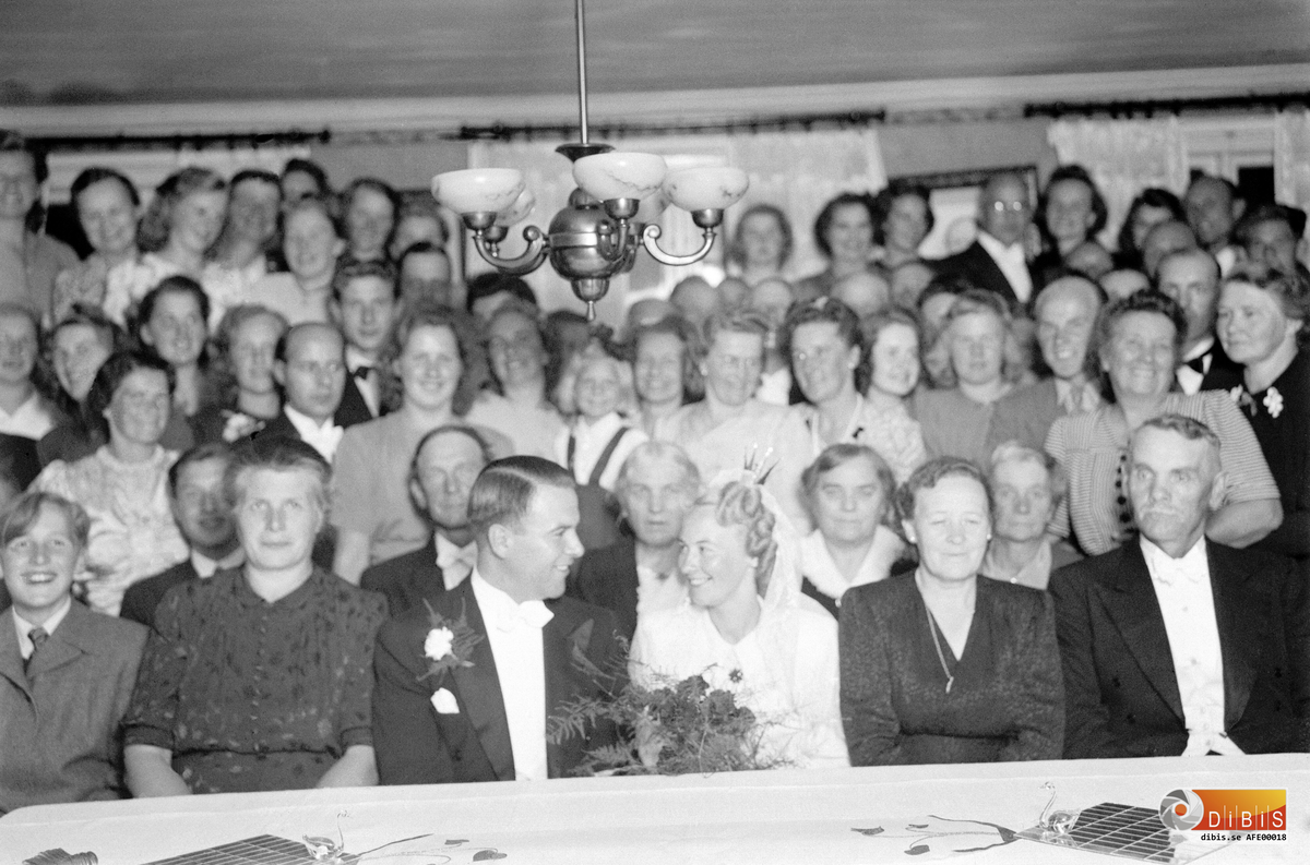 Gunvor och Ever Lundgren, Gunvor Gifte sig Sköld.