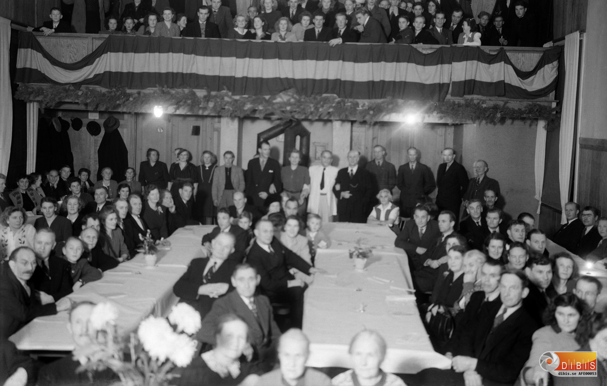 år 1940 - tal Fest i Ordenshuset i Axmarby, Helge Åkerman, Gotthard Åkerblom bland annat.