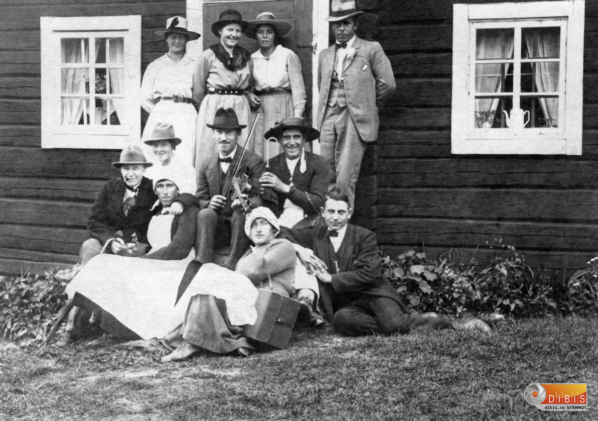 Femsmyra fäbod mellan Villsjön och Bergviken.
