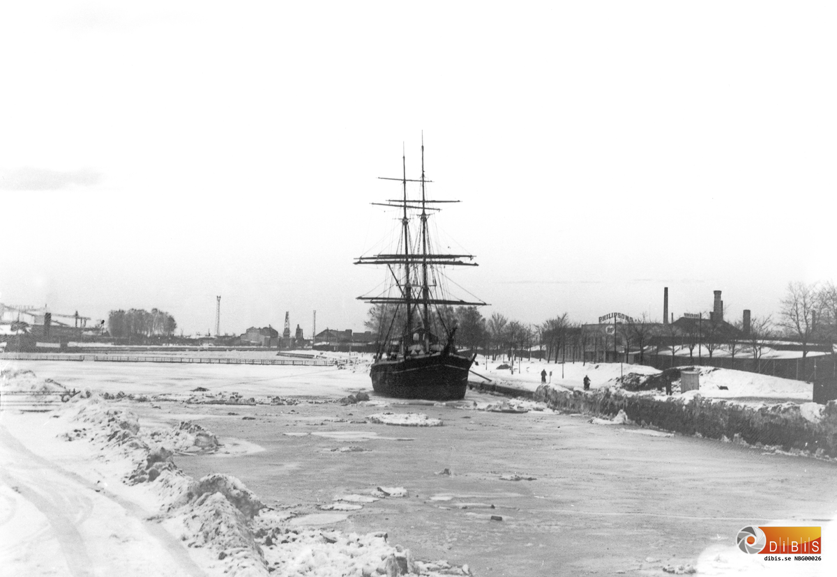 Briggen Gerda i Gavleån.