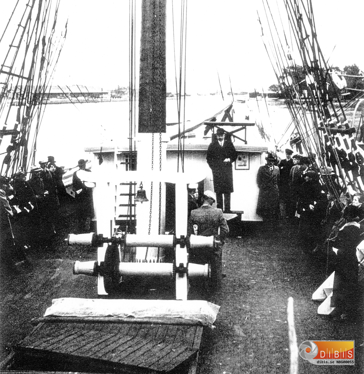Landshövding Lübeck håller tal på Gerda 1936.