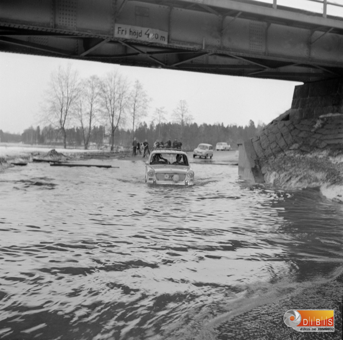 Översvämning vid viadukten på Söder, Ljusne vid gamla riks 13.