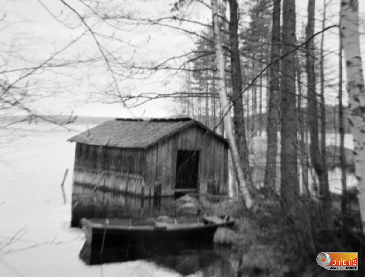 Gammalt båthus vid Norrbränningen omkring 1963