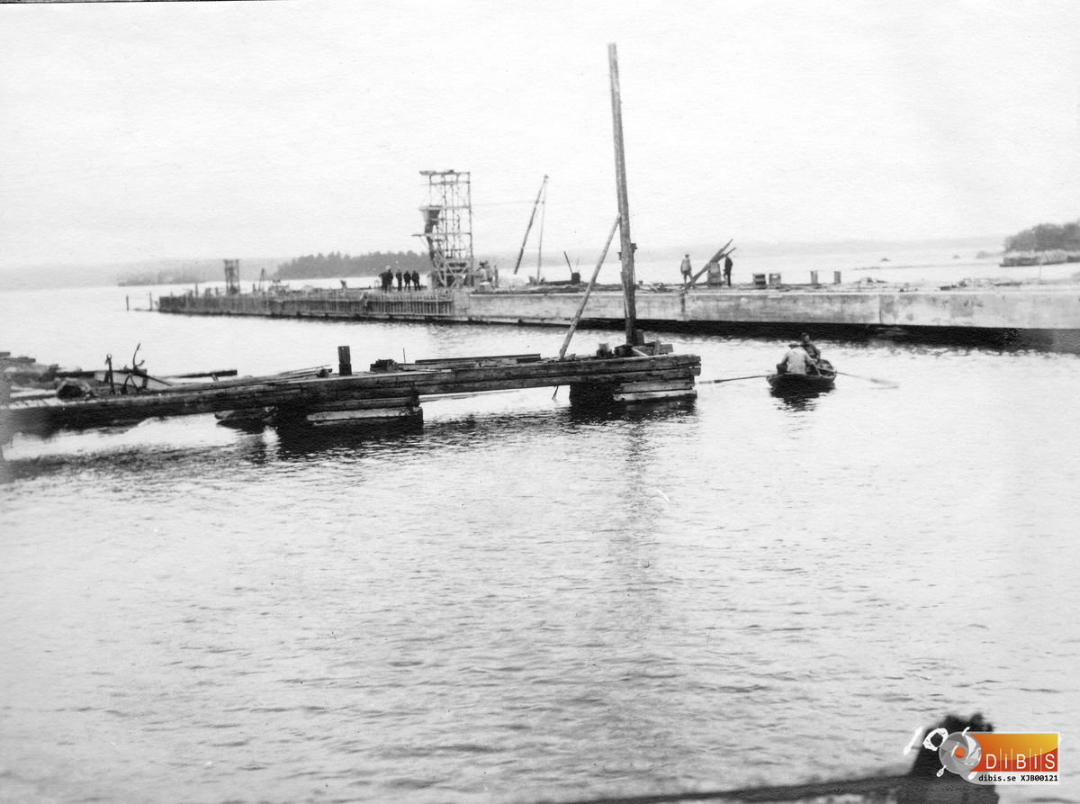 Hamnen i Vallvik, bilden tagen den 10/9 1928.