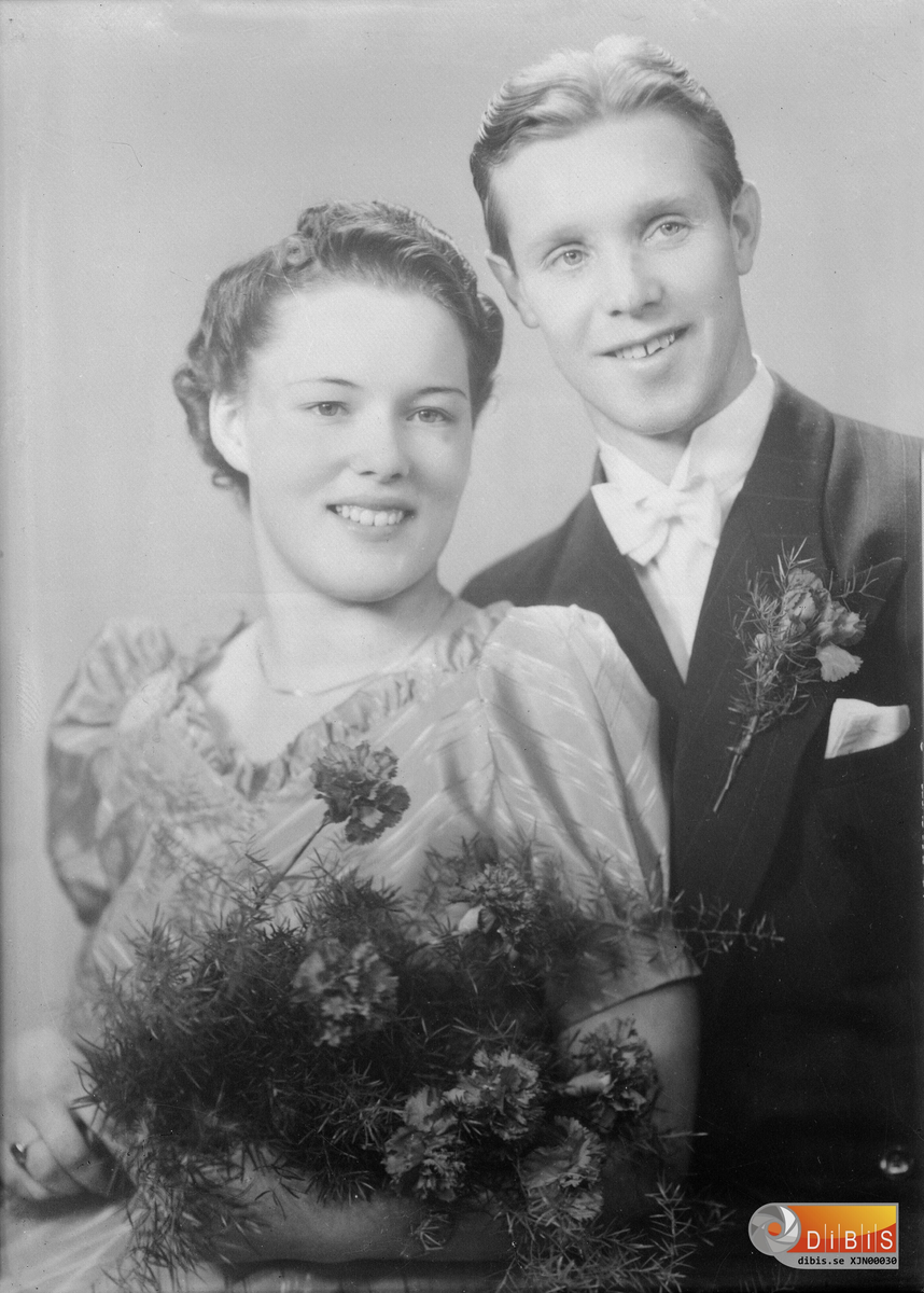 Brudparet Aina och Hjalmar Nordkvist, bruden född Lind.