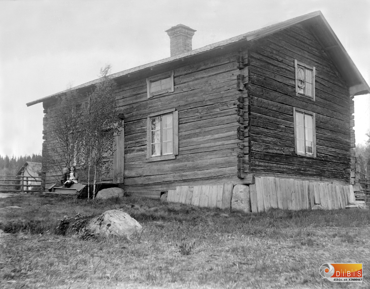 Huset kan var Magnussons i Myra. John bodde bara 100 meter därifrån.