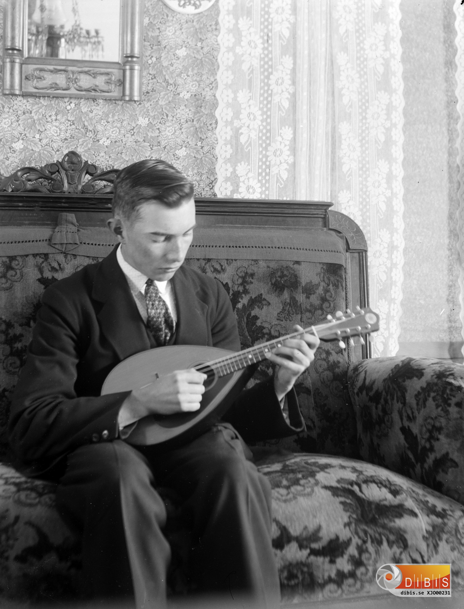 Einar Larsson