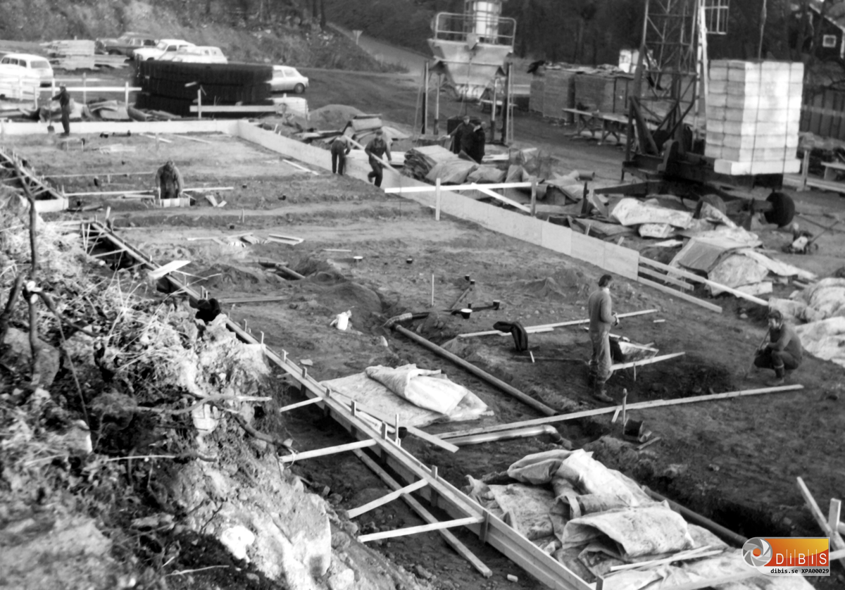 3-1 1973
Övre Nygatan Ljusne. Grundplattornas formsättning ses här