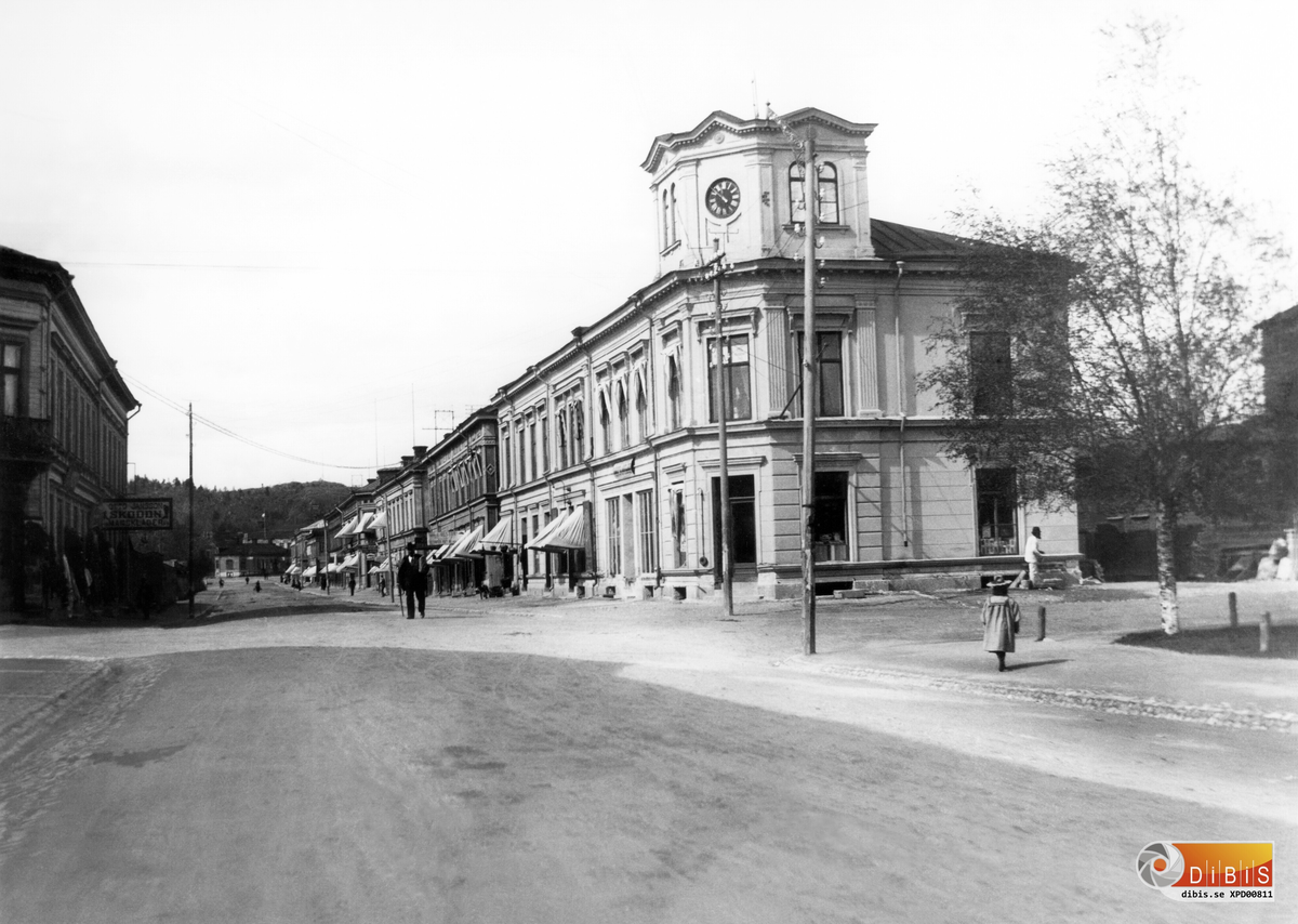 Köpmangatan mot väster i Söderhamn