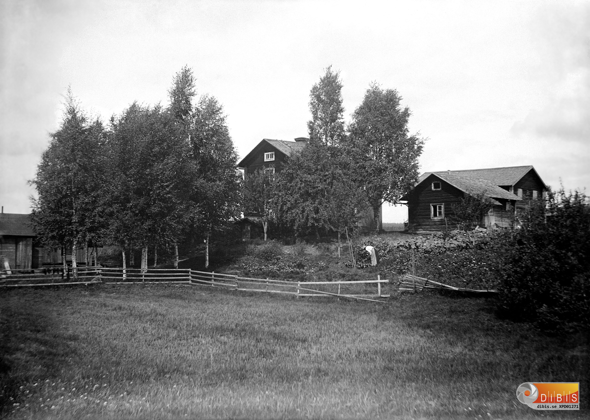 Smelinds gården sett från den södra sidan men här syns inte lekstugan. Omkring år 1910.