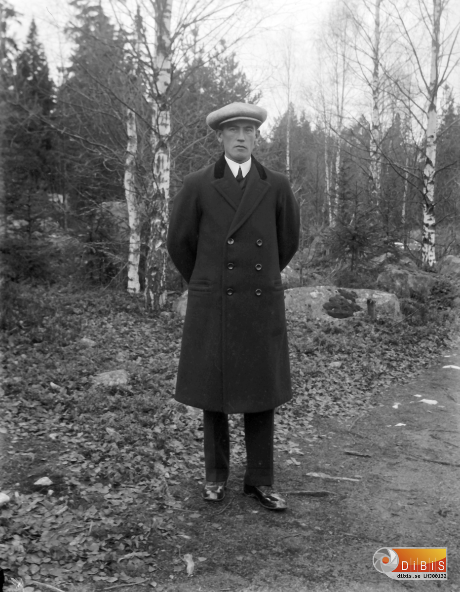 Mannen på bilden är Edvin Tegman.