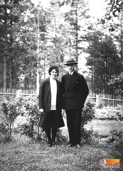 Blyss-Signhild Eriksson-Falk och Per Falk.
Föräldrar till Runo Falk "Runos gubbar i Ljusnan".