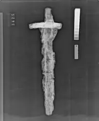 Sverd fra Lovra, Suldal k. Røntgenbilder, løsfunn. Avd. for konservering.