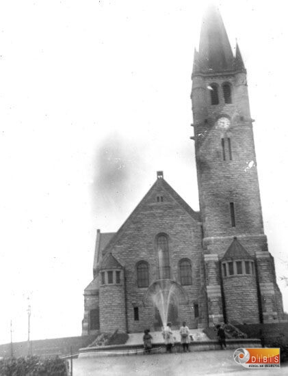 Okänd Kyrka.