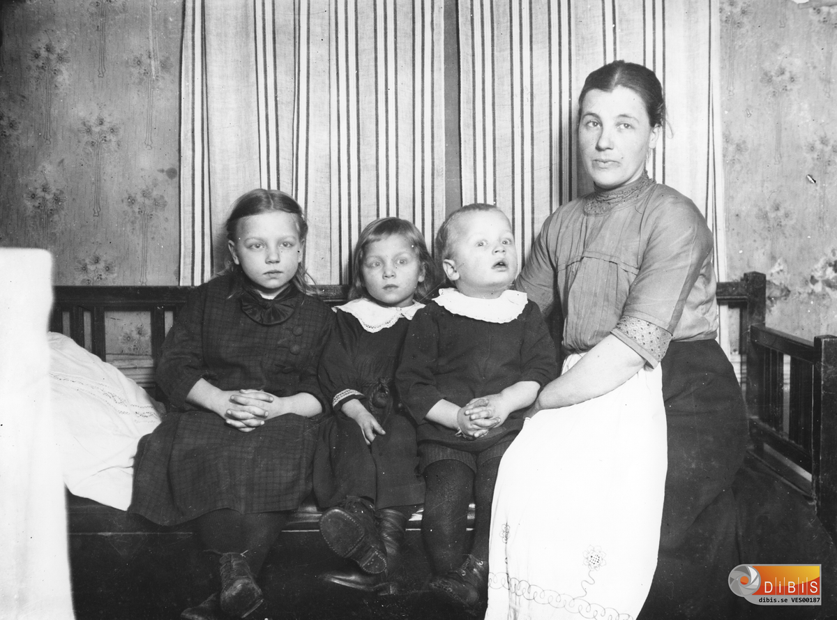 Gruppfoto, personerna okända.