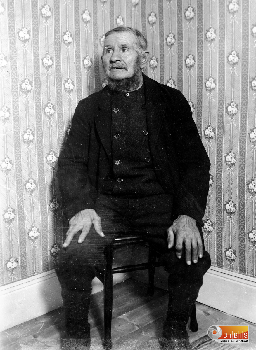 Spiksmeden, Ludvig Carlsson, Sparrefors, Voxnabruk, år 1920.