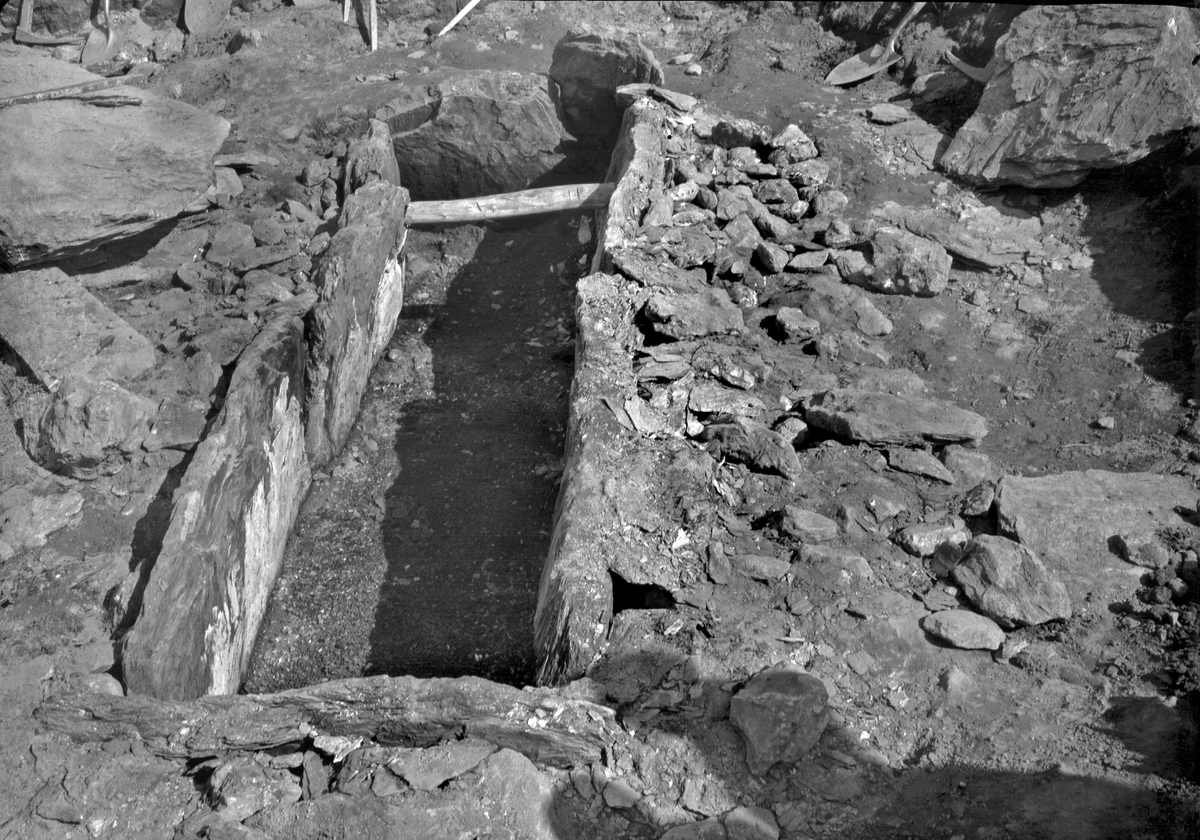 Byrkjehaugen Gravkista opna.