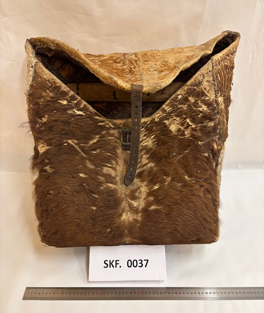 Neverkont, med påsydd skinn