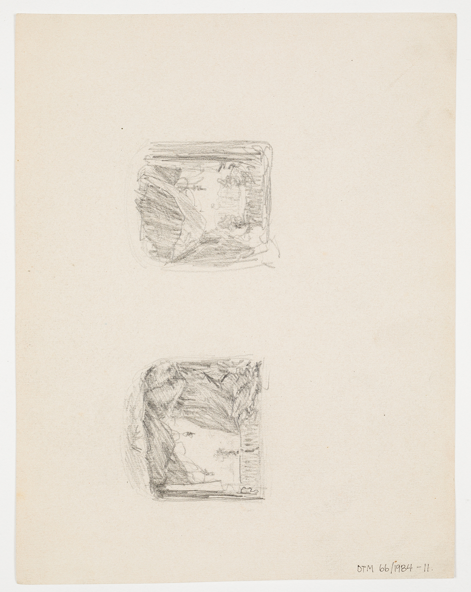 En tungt fallande ridå, delvis utsmyckad med stora tofsar och frans. Upptill en kappa med två kember som håller vapenuppsättning med flaggor. På baksidan två små bilder av scenöppningar med ridån delvis borttagen och där man skymtar dekorationer i bakgrunden.
