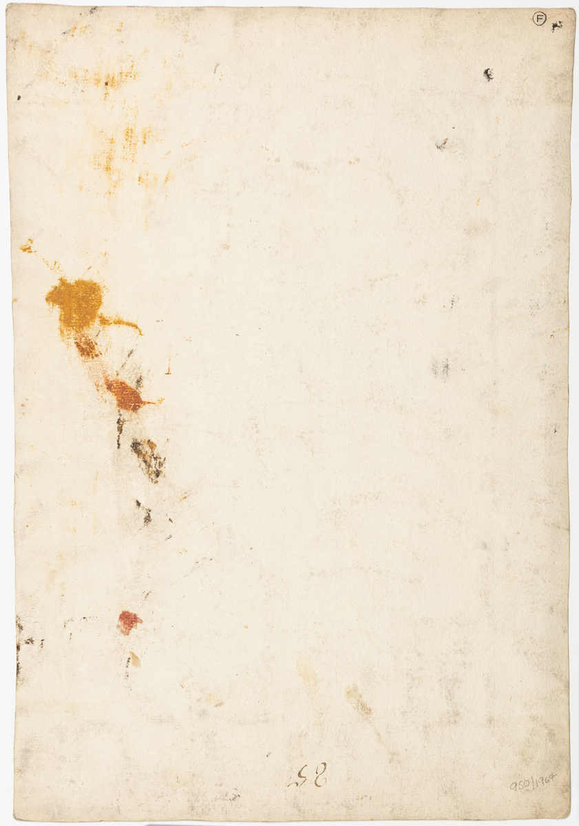 Två riddarrustningar, sju riddarhjälmar samt en rustningsklädd bendel.
